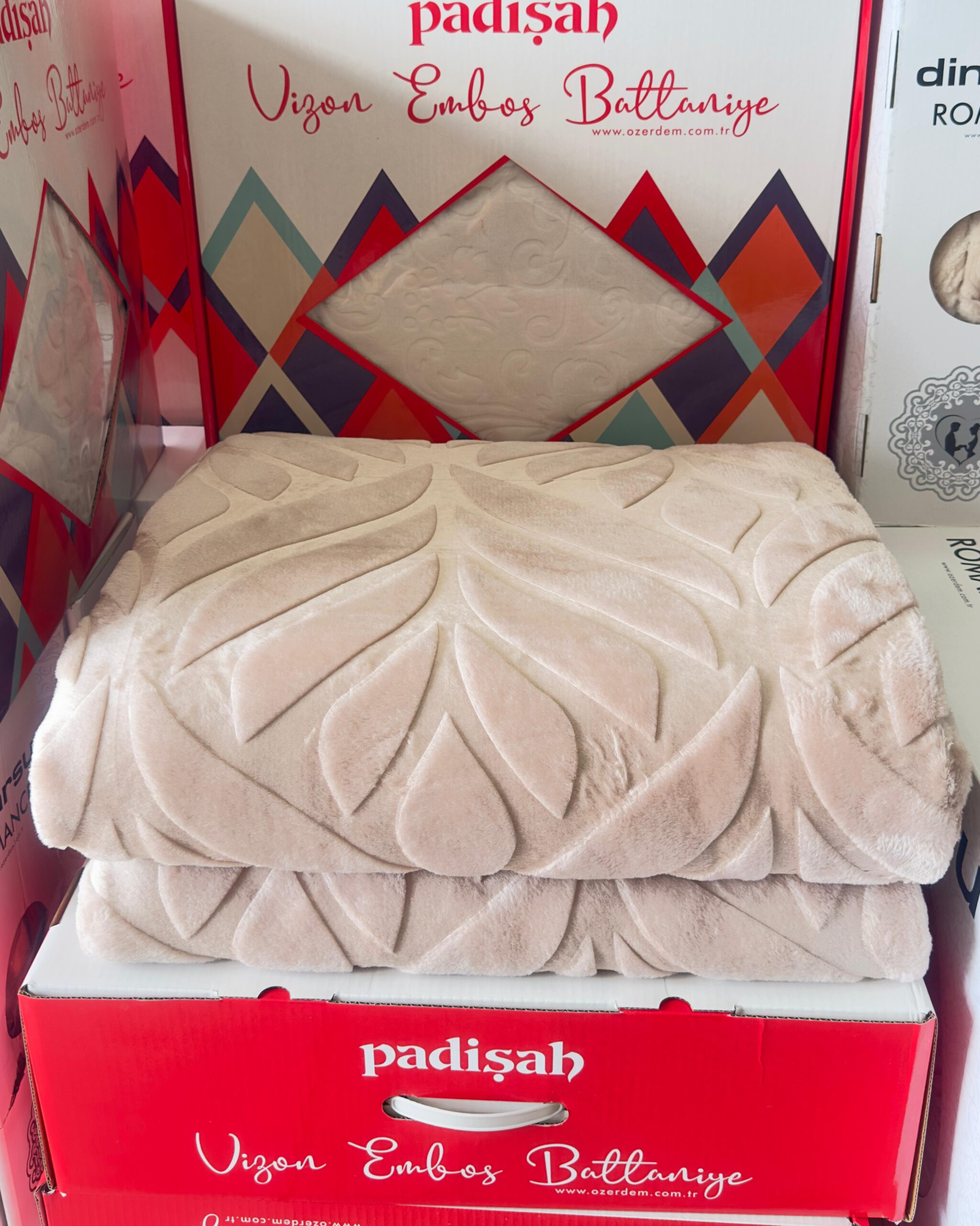 Ambasador Ćebe Delux Ambasador Ćebe