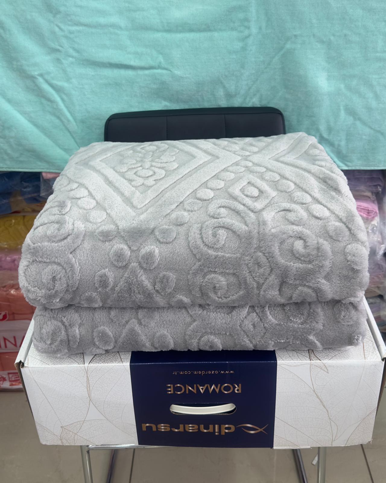 Ambasador Ćebe 220x240